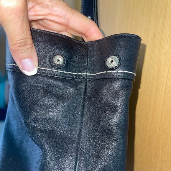 Coach Womens Tote Bag Black Adjustable Straps Leather Hardware 3 Compartments - Picture 7 of 16